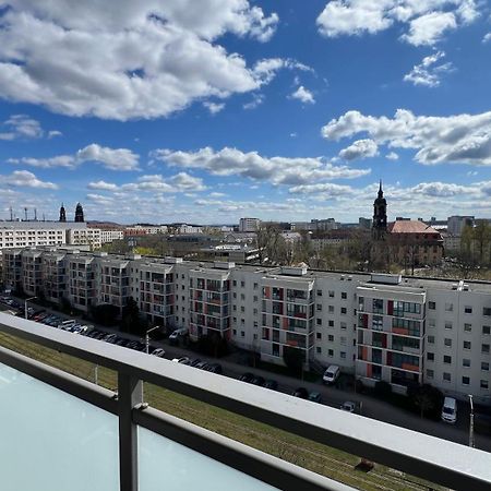 Apartment Mit Penthouse Charakter In Дрезден Екстер'єр фото